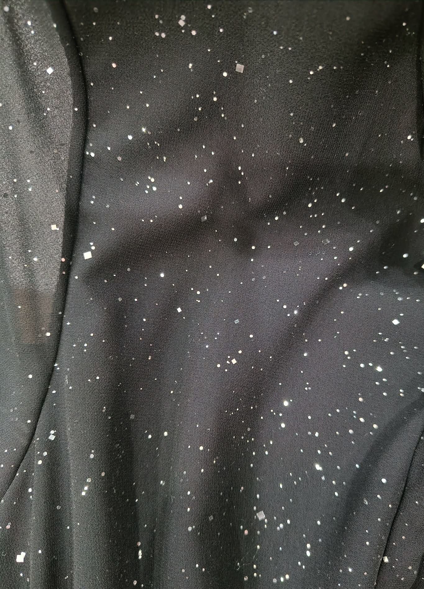 Rochie de Ocazie Neagră cu Sclipici și Detalii Plisate