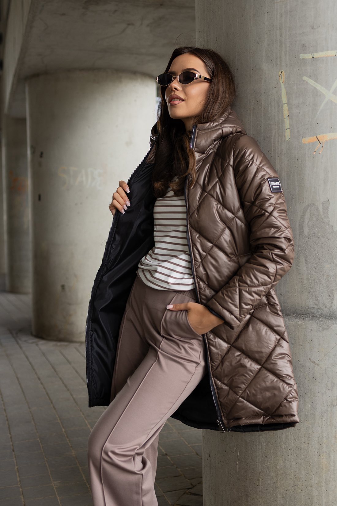 Geacă Steppat Cu Glugă Drept Marou