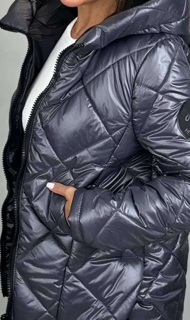 Geacă Matlasată Gri Cu Glugă