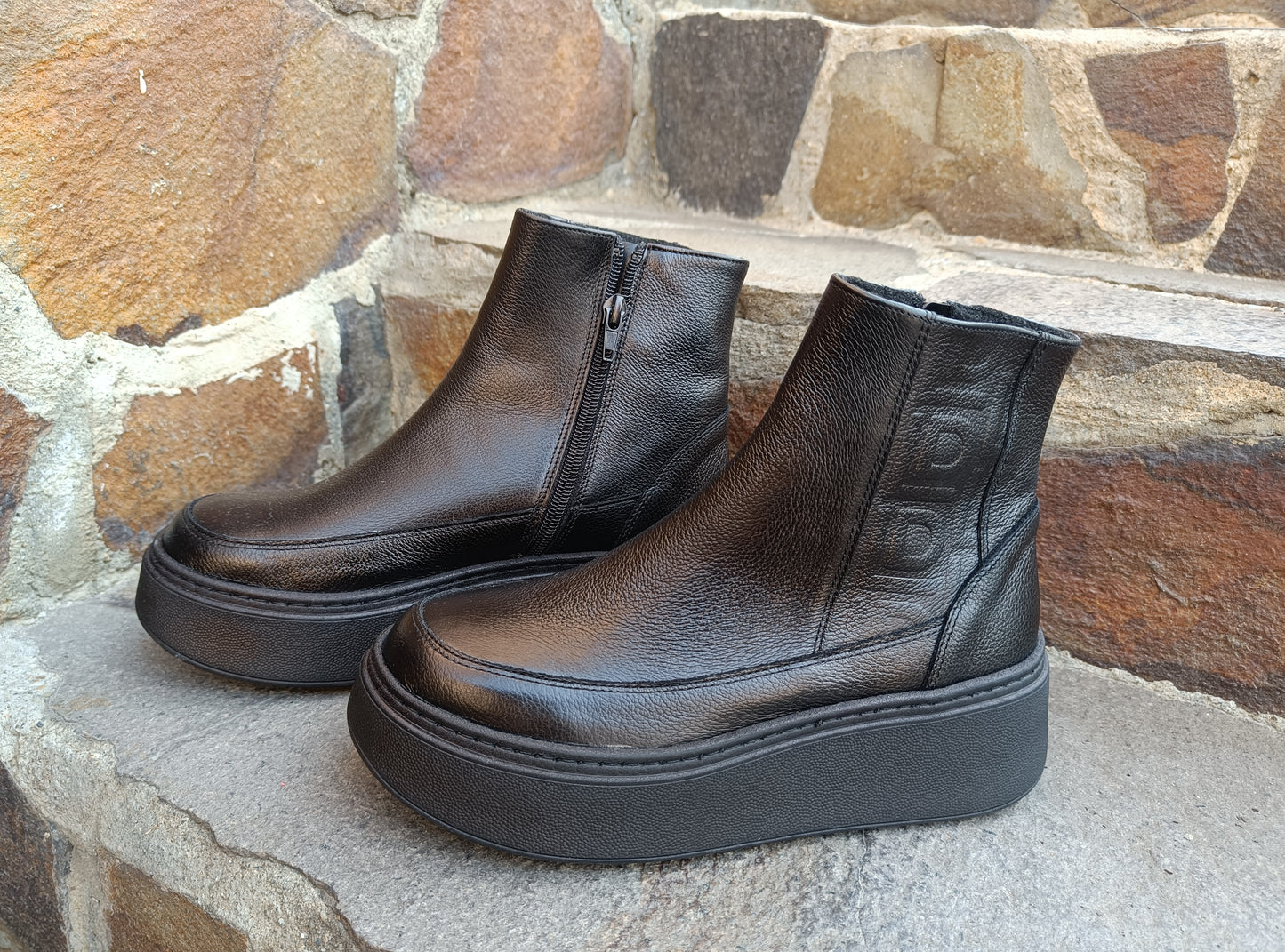 Botine Negre Piele cu Talpă Înaltă Lux by Dessi