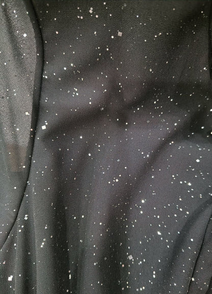 Rochie de Ocazie Neagră cu Sclipici și Detalii Plisate