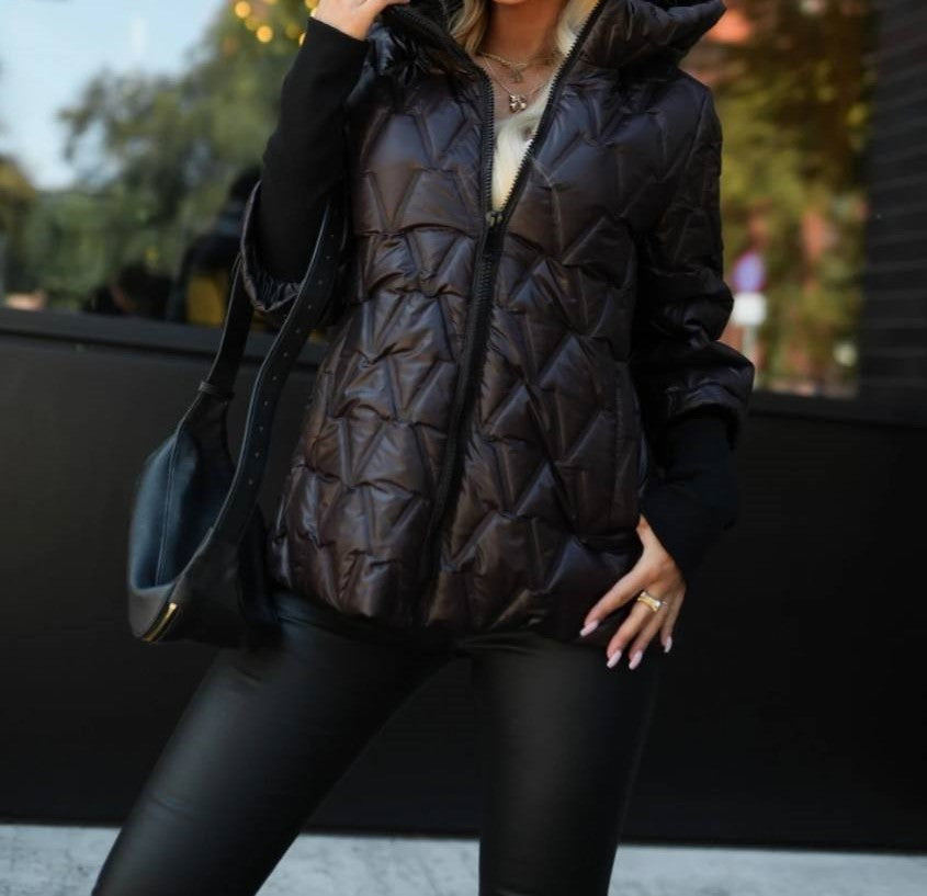 Geacă Matlasată de Iarnă cu Mâneci Inedite