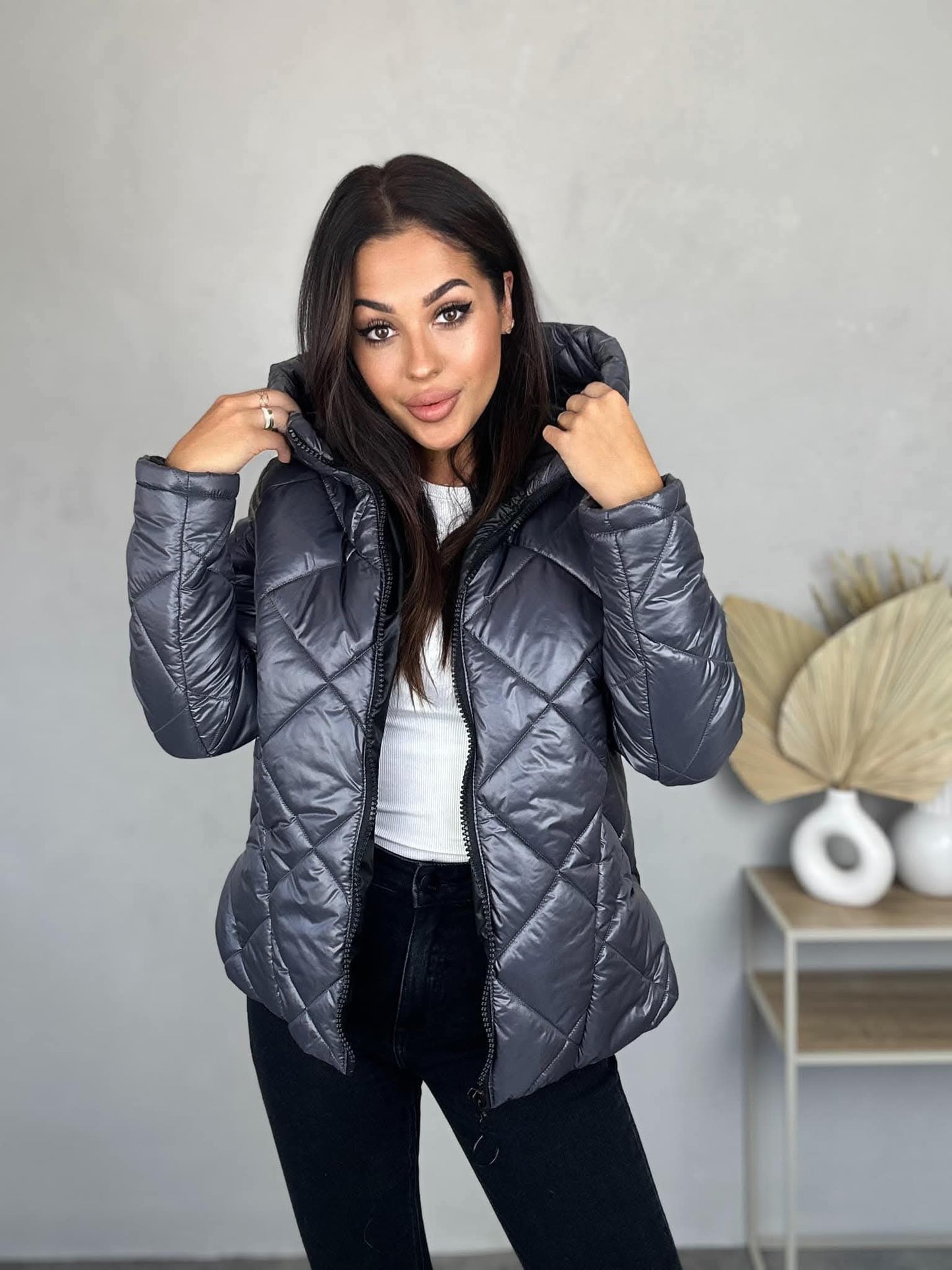 Geacă Matlasată Gri Cu Glugă