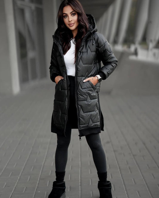 Geacă damă vătuită lungă matlasată cu glugă