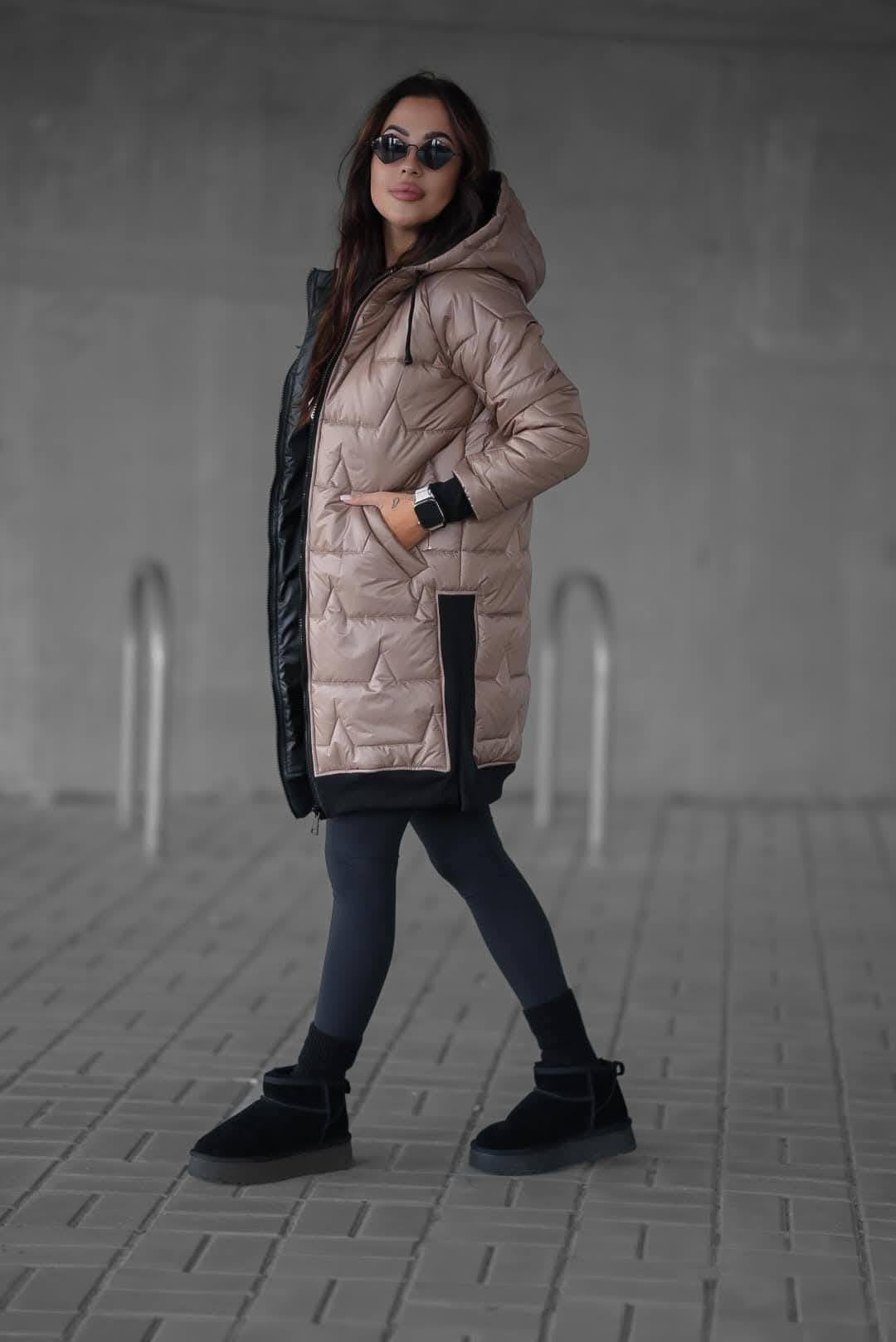 Geacă damă vătuită lungă matlasată cu glugă