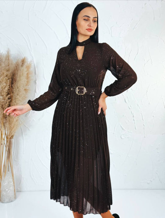 Rochie de Ocazie Marou cu Sclipici și Detalii Plisate