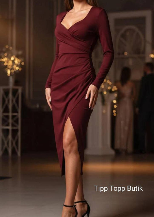 Rochie midi elegantă petrecută de damă, vișinie – vedere din față, detaliu șliț