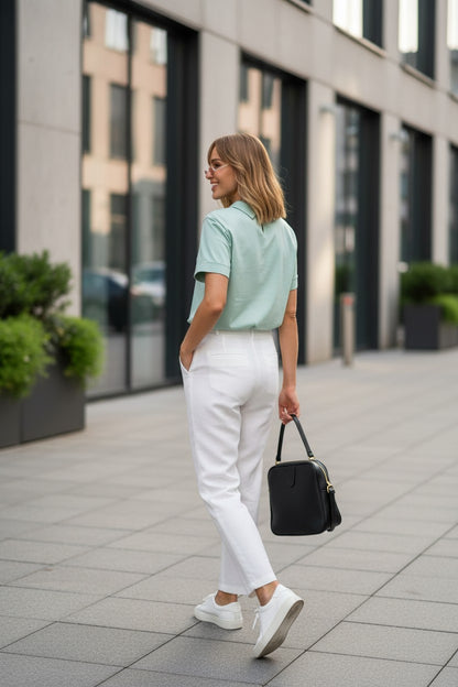 Bluză tip Tricou cu Guler și Broderie - Mint