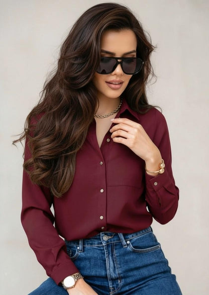 Cămașă elegantă de damă bordo – purtată – așezată