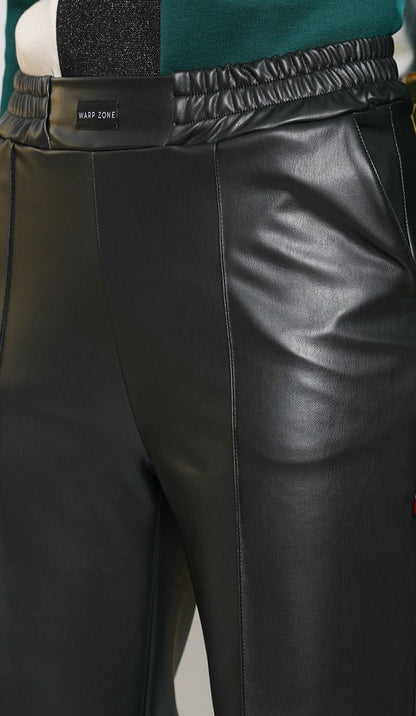 Pantaloni Evazați din Piele Ecologică-Neagră