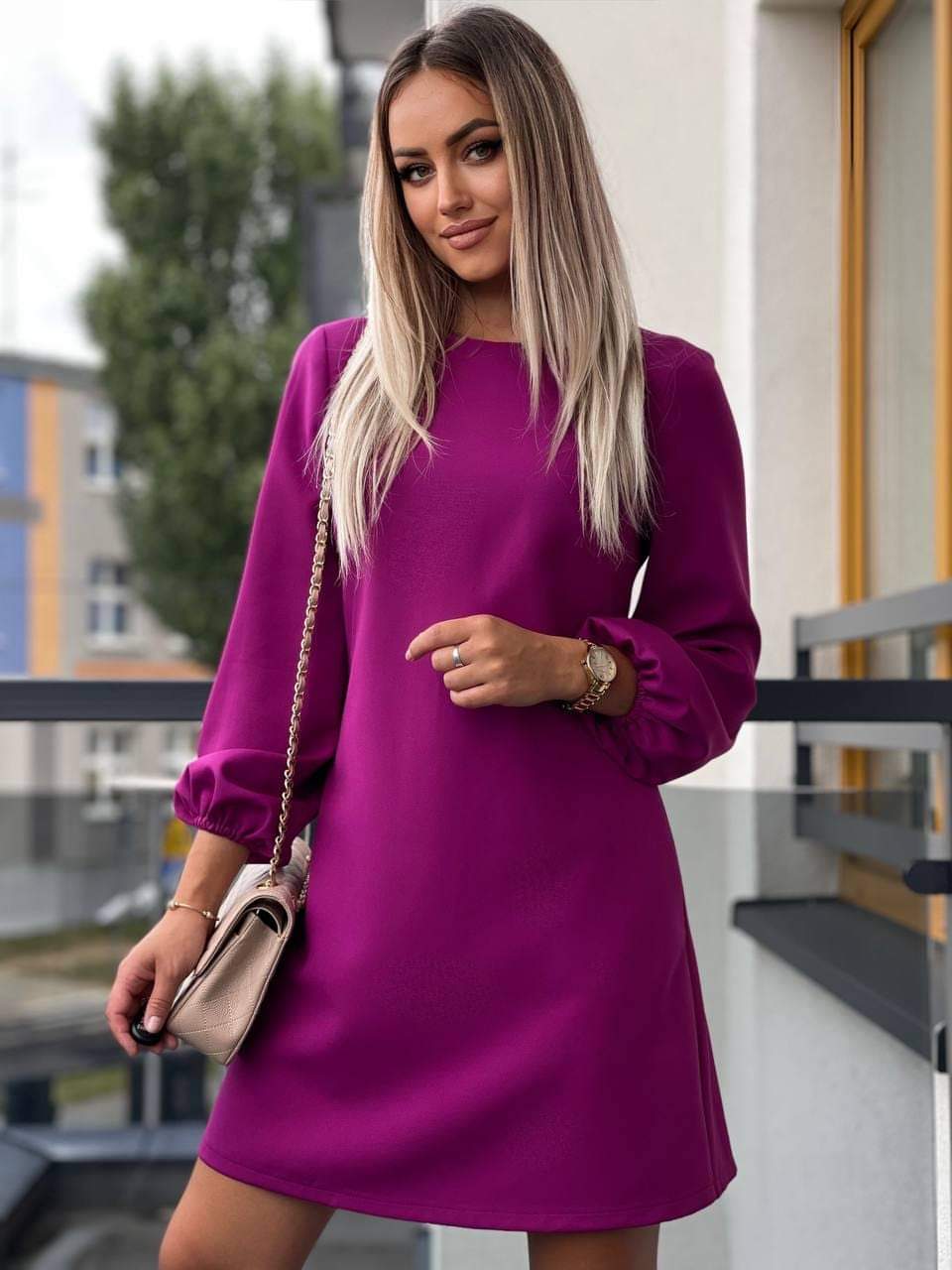 Rochie Magenta cu Nasturi Decorative