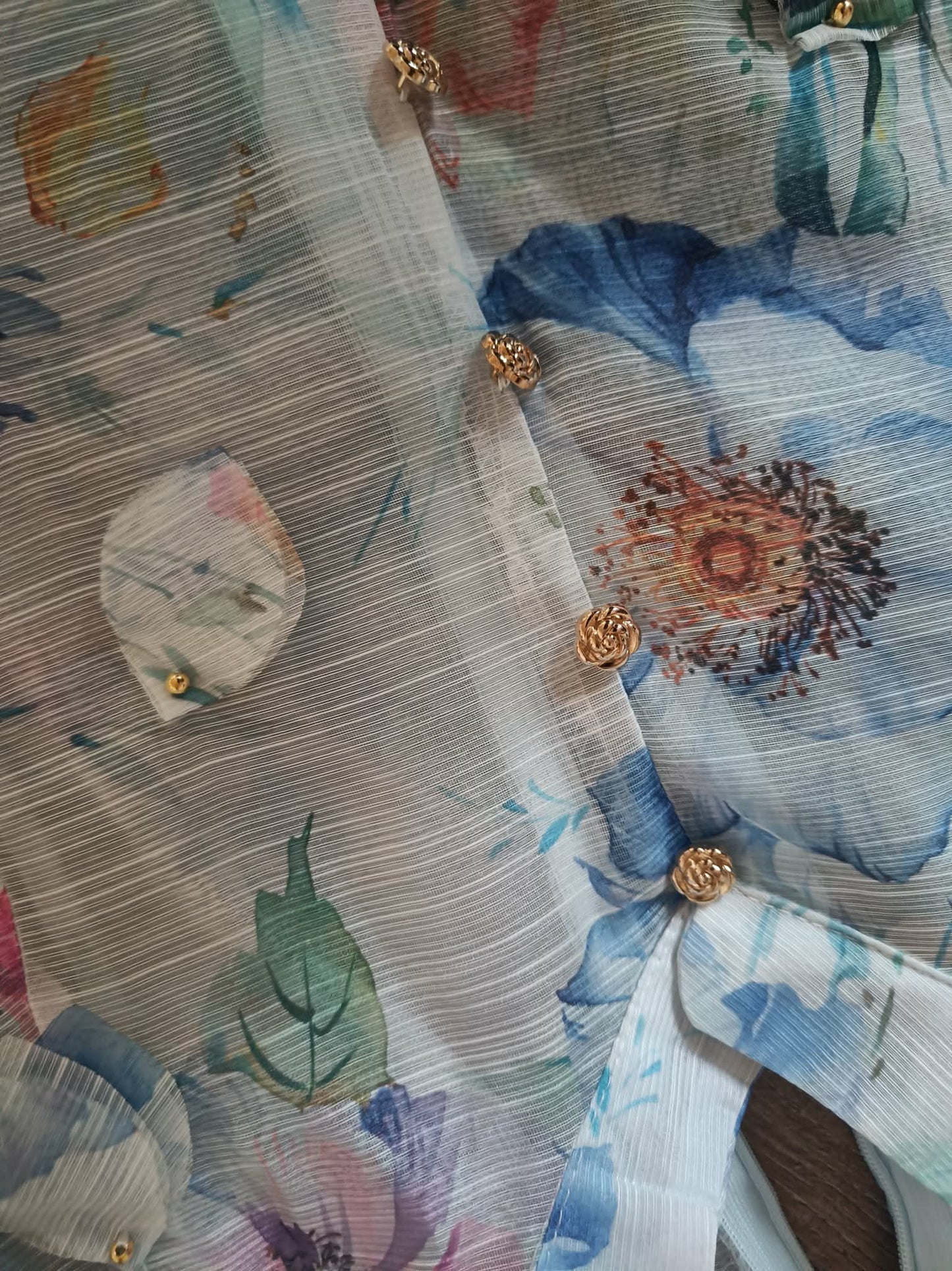 Rochie Lungă  cu Mâneci Bufante & Nasturi Aurii și Imprimeu Floral - Baby Blue