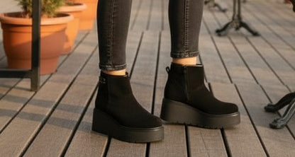 Botine Negre Piele Velur cu Talpă Înaltă Lux by Dessi