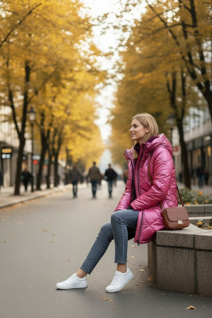 Geacă Matlasată Lungă cu Glugă și Mâneci cu Inserții Tricotate-Burgundi