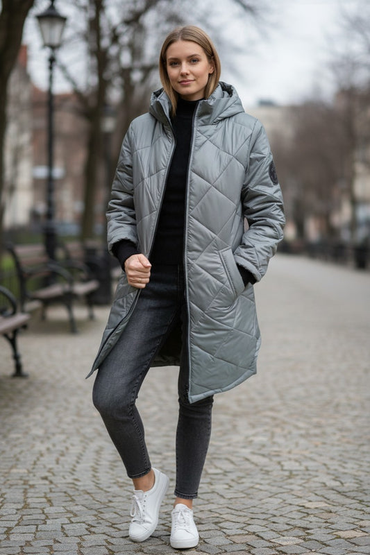 Geacă Matlasată Lungă cu Glugă și Mâneci cu Inserții Tricotate- Keky